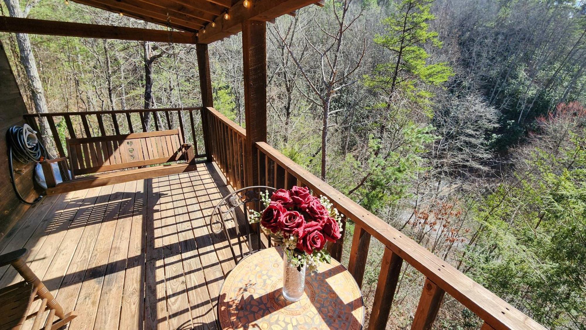 Little Cabin All To Yourself Sevierville Exterior photo